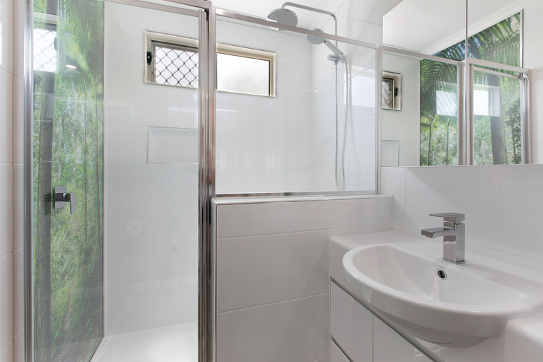 Bathroom 5, BIG4 Adventure Whitsunday Resort, Whitsunday