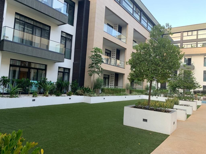 Exterior & Views, Bizzi studio ad Legationis Hortos, Accra
