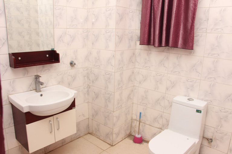 Bathroom, Ritz-Carinton Suites, Enugu North