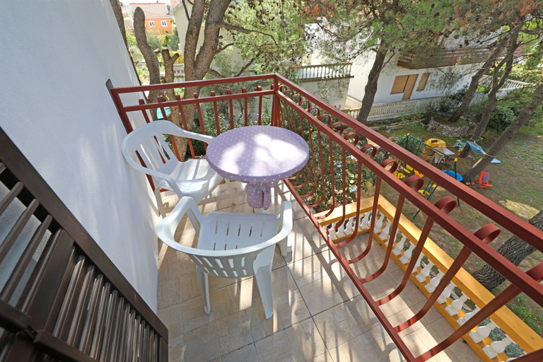 Others 5, Rooms Jeriko, Vodice