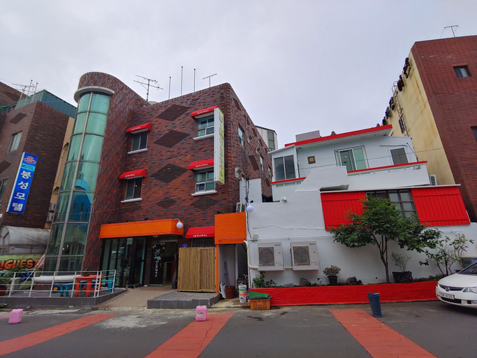 Exterior & Views, Green Guesthouse, Jeju