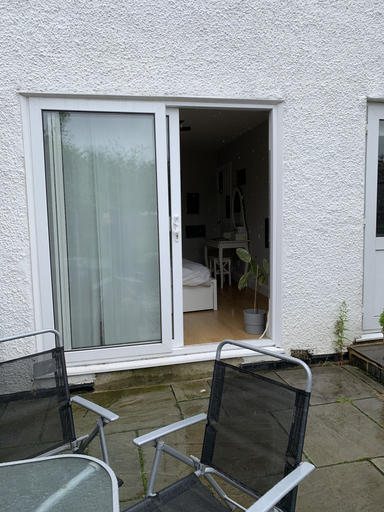 Others 4, Immaculate 4 Bedroom House, Near Central London, London