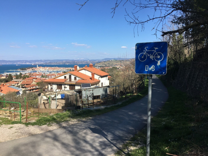 Others 5, Apartment Fontana_next to Beach & Free Parking, Izola