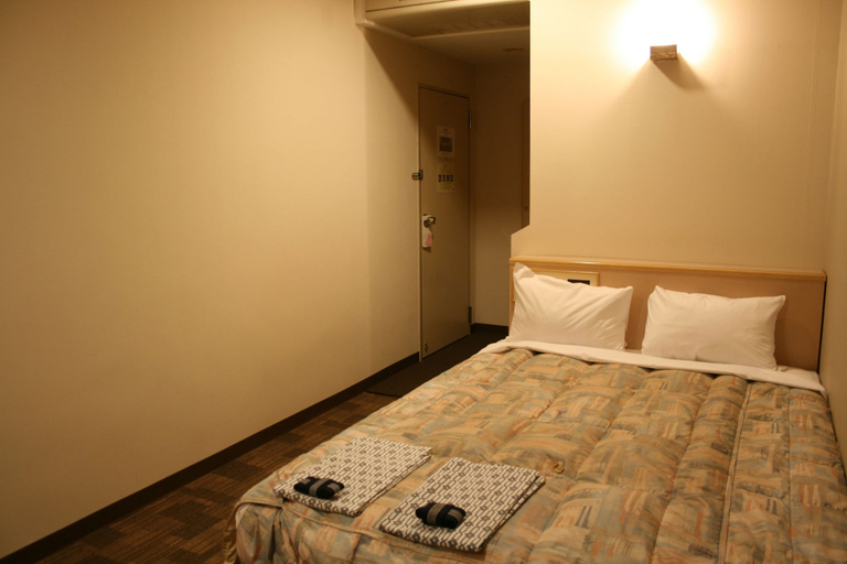Bedroom 3, Hotel Crown Hills Kumamoto, Kumamoto