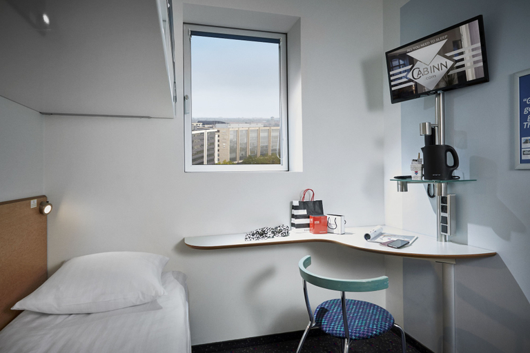 Bedroom 4, CABINN Metro Hotel, Copenhagen