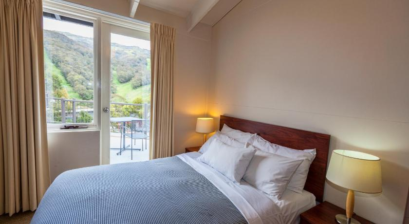 Bedroom 2, The Denman Hotel Thredbo, Snowy River