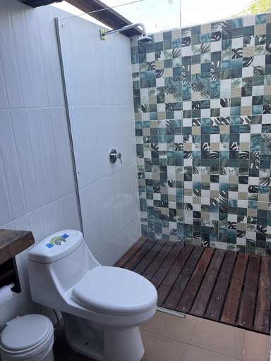 Bathroom, Hotel Beyonda, Santa Marta (Dist. Esp.)
