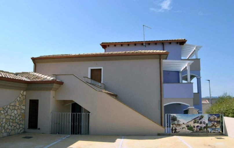 Others 5, Apartment Sleeps 4 With Free Parking, Olbia-Tempio