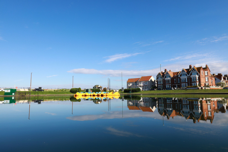 Exterior & Views 2, Seafront Apartment Private Garden & Free Parking, West Sussex