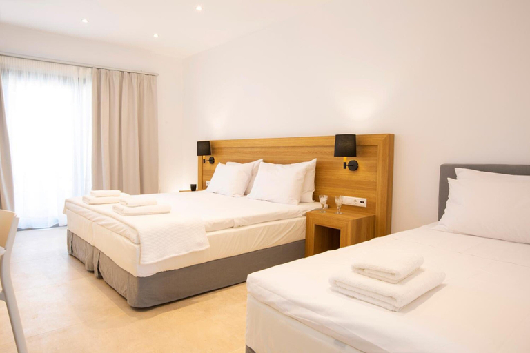 Bedroom 4, Smile Inn, Ionian Islands
