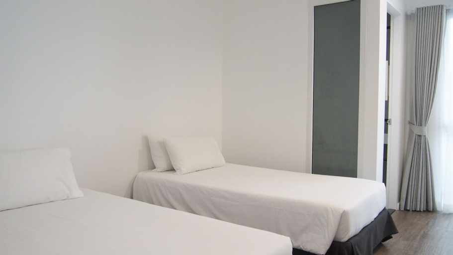 Bedroom 9