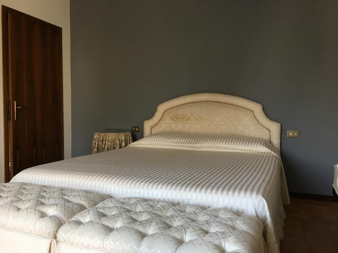 Bedroom 3, Casa Bellodi, Modena