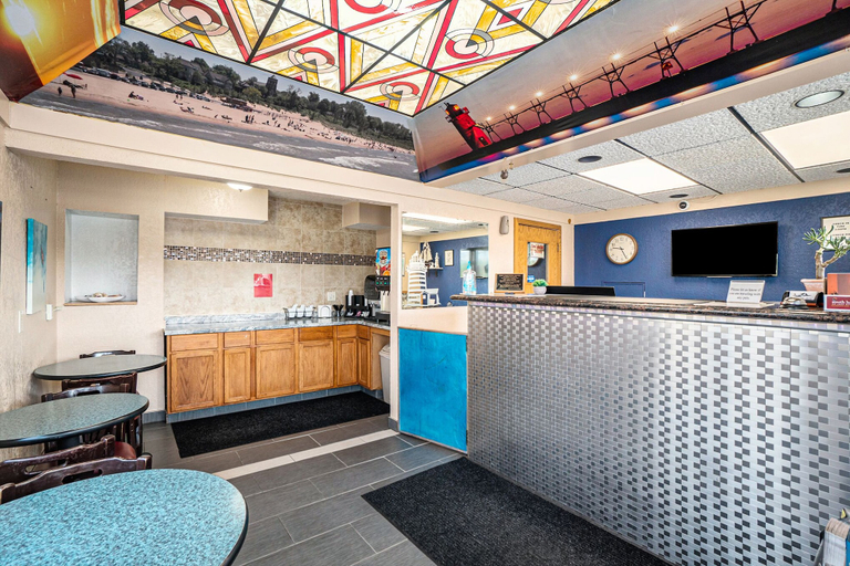 Others 5, Great Lakes Inn and Suites, Van Buren