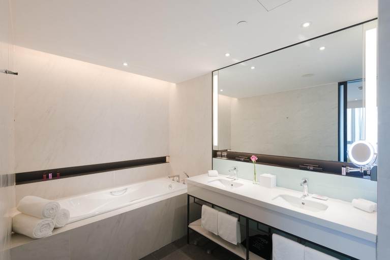 Bathroom 3, INNSiDE by Meliá Zhengzhou, Zhengzhou
