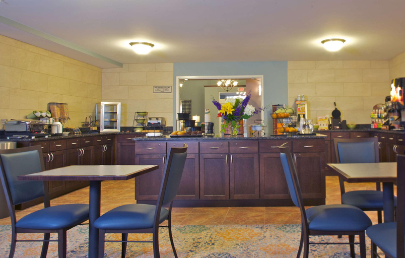 Food & Drinks 4, Grandstay Hotel and Suites, Dane