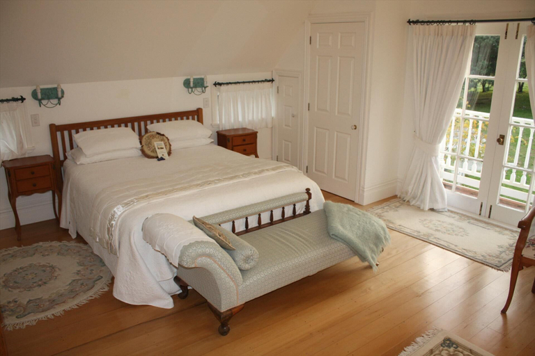 Bedroom 2, Paheke Boutique Lodge, Far North