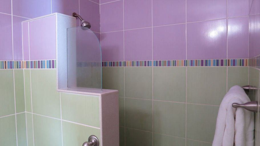 Bathroom 4, Timothy Beach Resort