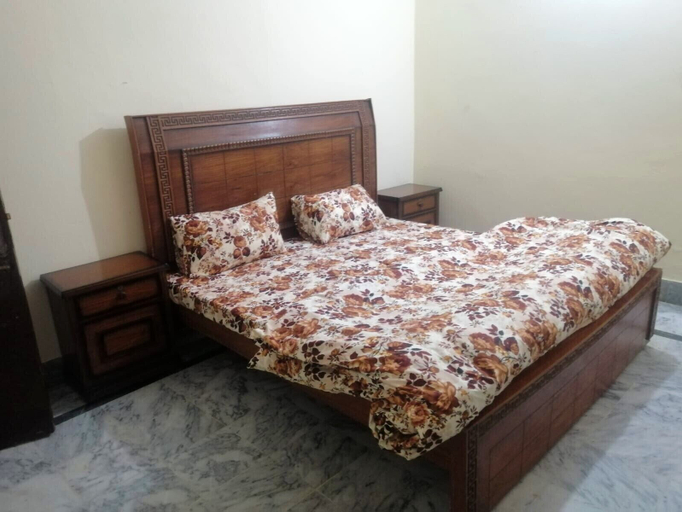 Room 4, Remarkable 3-bedroom, Rawalpindi