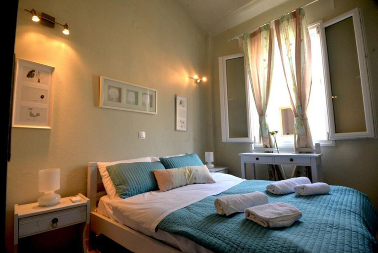 Bedroom 4, Flora Maisonettes 1 Walk to Beach A C Wifi Car Not Required, Ionian Islands