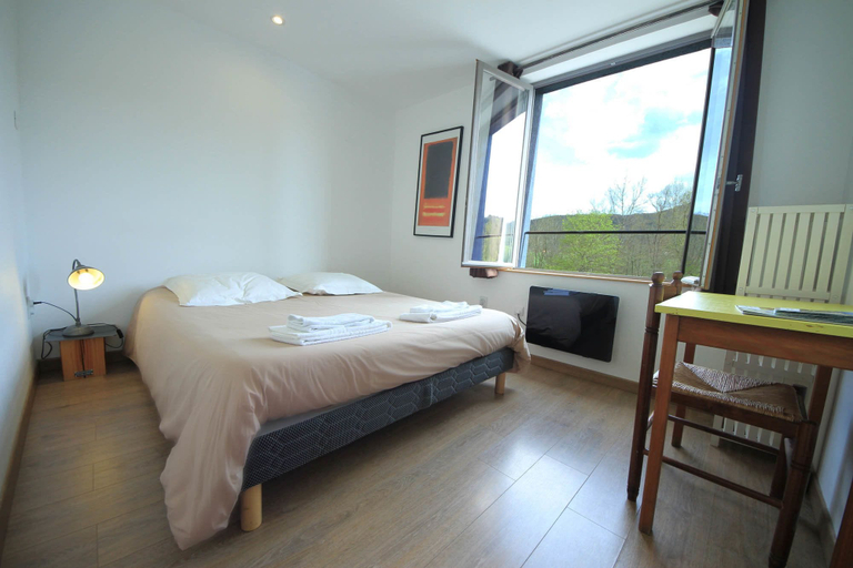 Bedroom 2, Hôtel Restaurant du Pêcheur, Haute-Loire