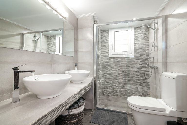 Bathroom 4, Apartment Hermes in Central Athens, Attica