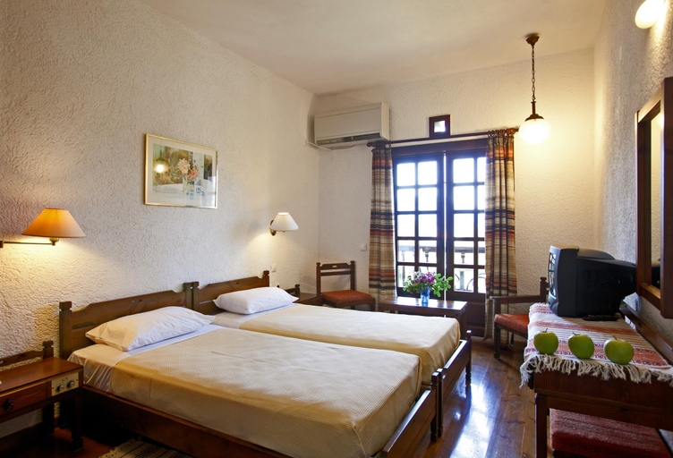 Bedroom 3, Hotel Prince Stafilos Skopelos, Thessaly