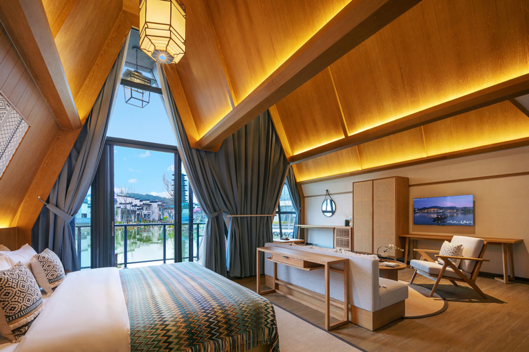 Bedroom 3, Hotels in Lady Island Resort, Shangrao