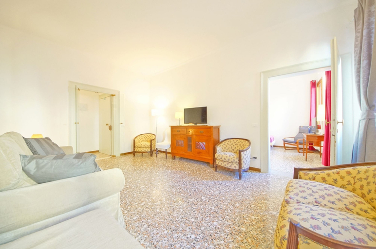 Others 3, DolceVita Apartments N. 161, Venezia