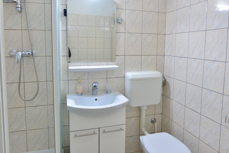 Bathroom 3, Apt Lavender on Nincevica St-1 BR Apt, Split