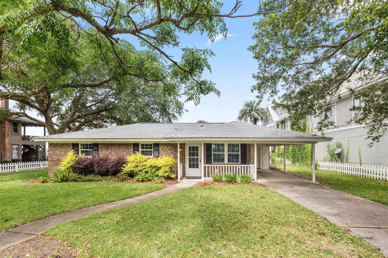1401 Chatham Ave, Chatham
