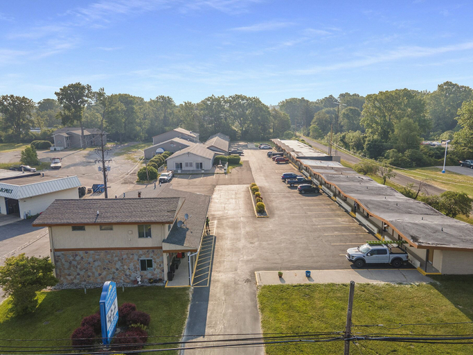 Others 5, Great Lakes Inn and Suites, Van Buren