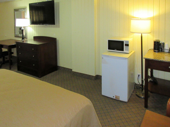 Bedroom 13