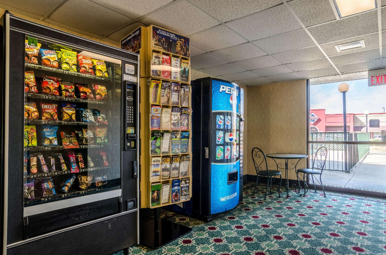 Food & Drinks 5, Quality Inn Harrison North, Boone