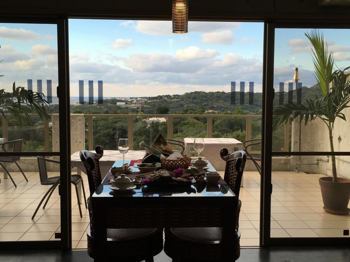 Food & Drinks 5, Villa Motobu Hills, Motobu