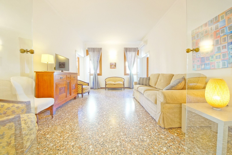 Others 5, DolceVita Apartments N. 161, Venezia