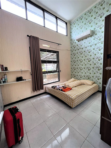 Bedroom 2, Home Stay Villa Bukit Tidar, Malang