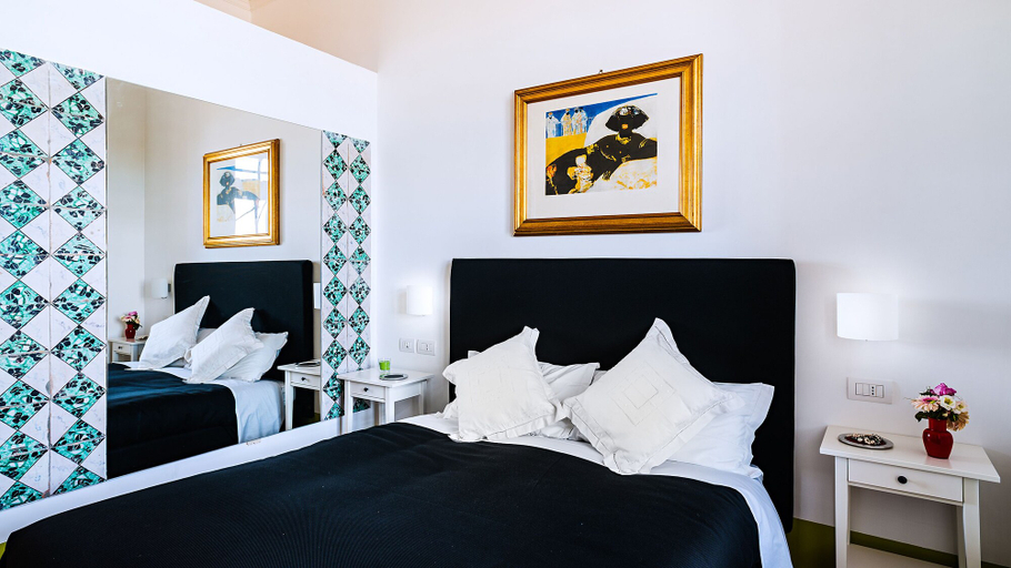 Bedroom 4, Donna Giulia - Luxury House, Salerno