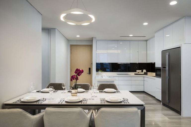 Dining Room 9