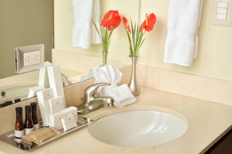 Bathroom 5, Adriatika Hotel & Residence, ZONA 14