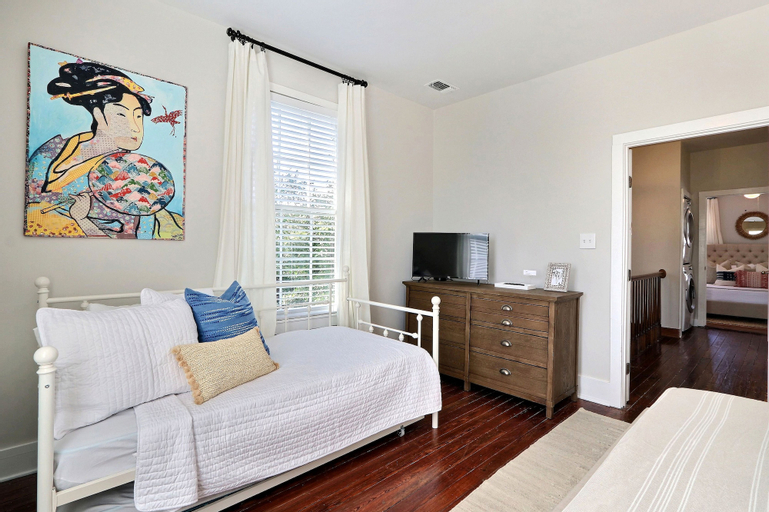 Bedroom 17