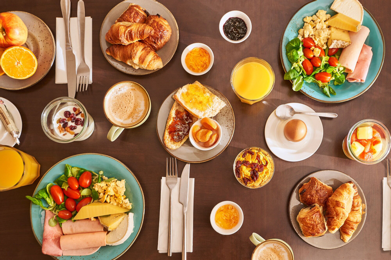 Food & Drinks 6