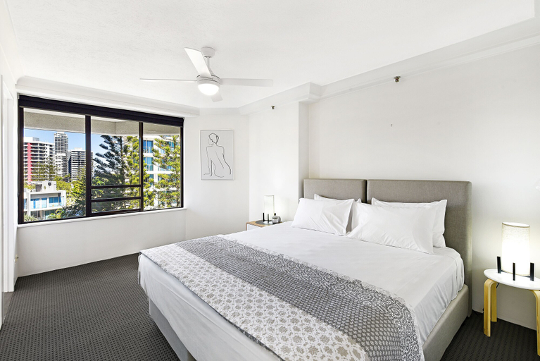 Bedroom 3, Surfers Century Oceanside Apartments, Gold Coast