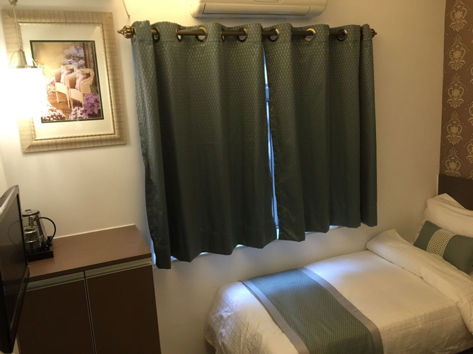 Bedroom 9