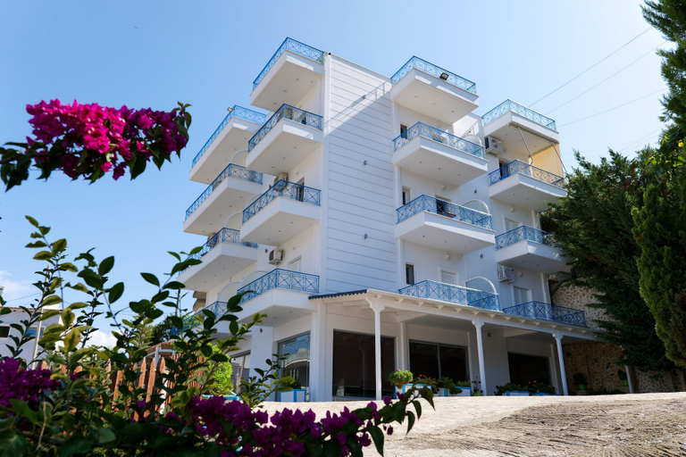 Exterior & Views 2, 2-bedroom Apartment in Saranda, Sarandës