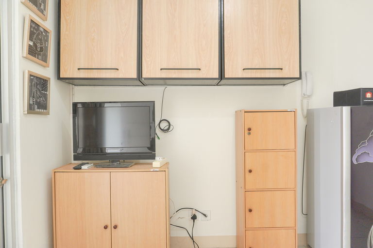Others 2, Minimalist and Homey Studio Green Bay Pluit Apartment By Travelio, North Jakarta