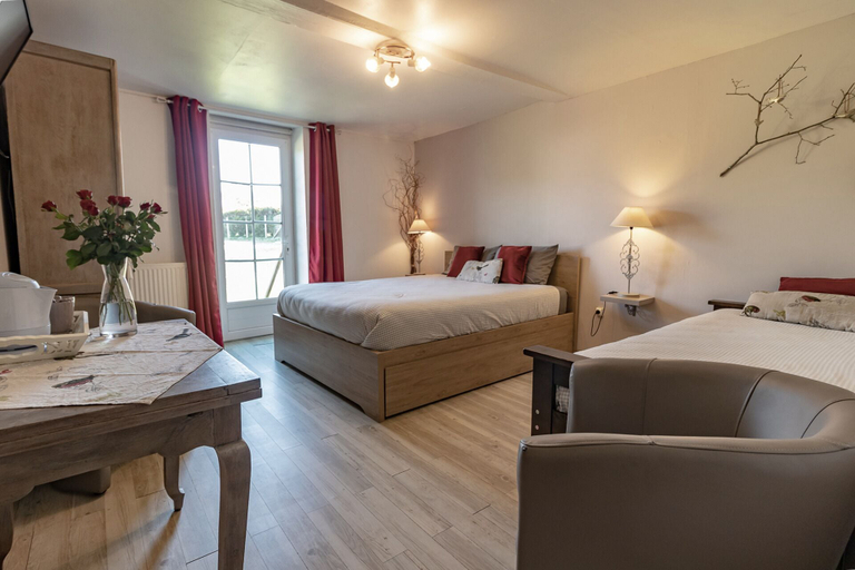 Bedroom 4, Les 4 Saisons, Calvados