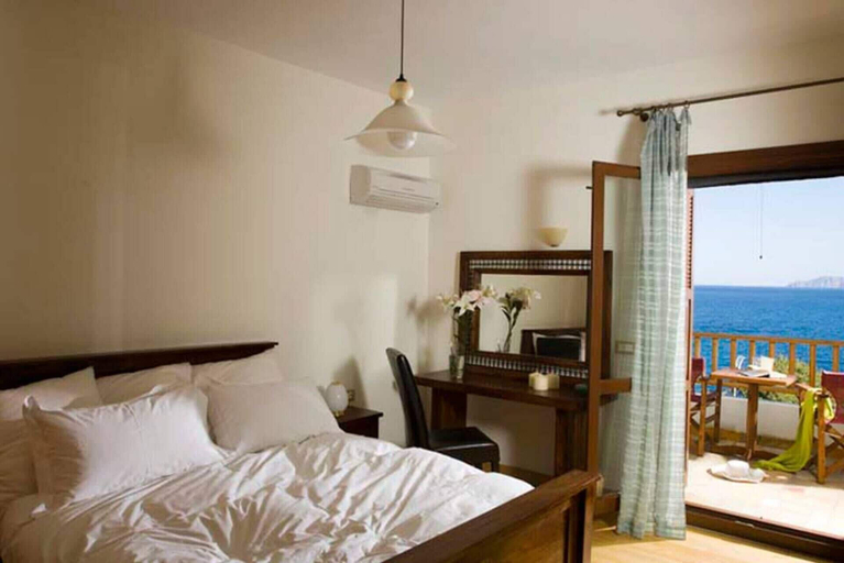 Others 5, Beautiful 3-bed Sea Front Villa in Agios Nikolaos, Crete