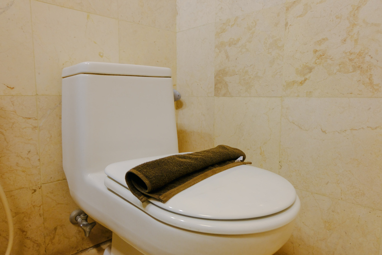 Bedroom 2, Great Deal 2BR at Braga City Walk Apartment By Travelio, Bandung