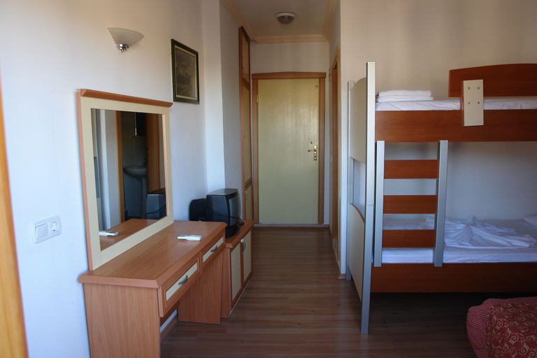 Others 5, Arikan Inn, Kemer