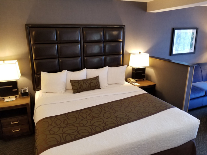 Bedroom 13